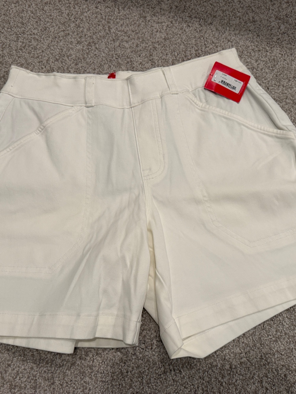 SPANX Bright shorts NWT 6 inch
